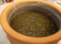 よもぎ蒸し直前の壺内